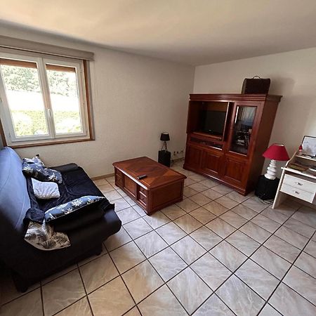 Chambres Des Arrys Bas-en-Basset ภายนอก รูปภาพ